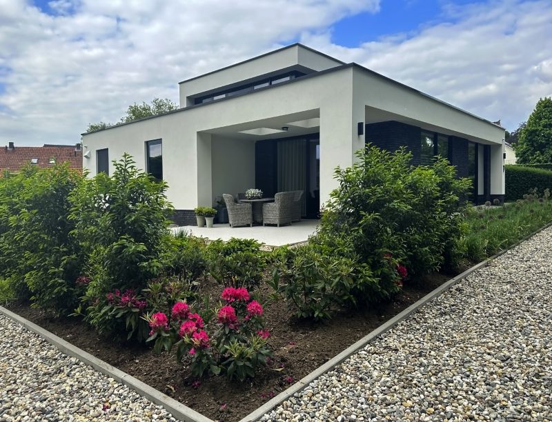 Custom Landscaping detail